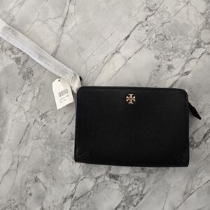 Tory burch wristlet